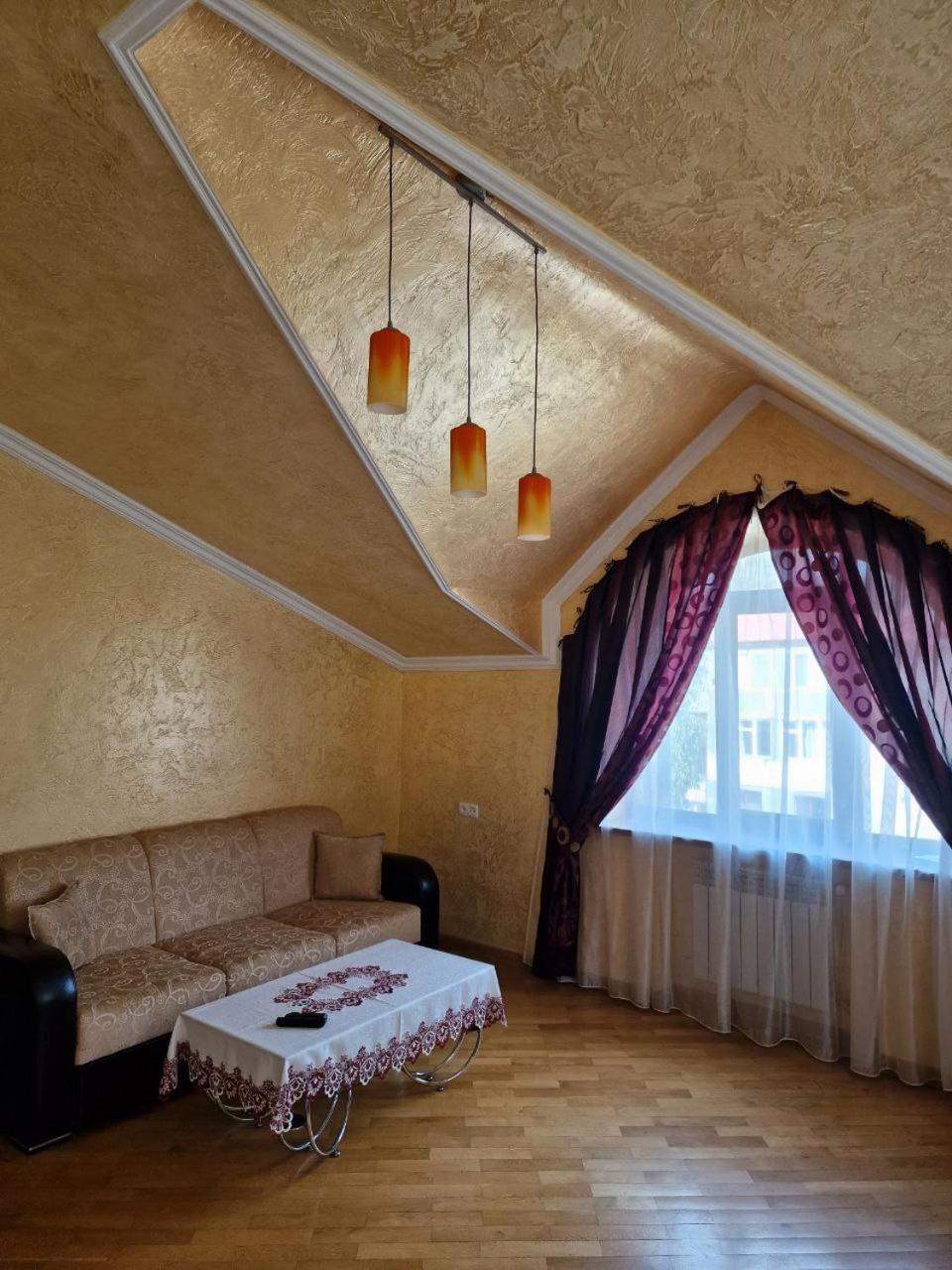 Jermuk Villa Imperial Buitenkant foto