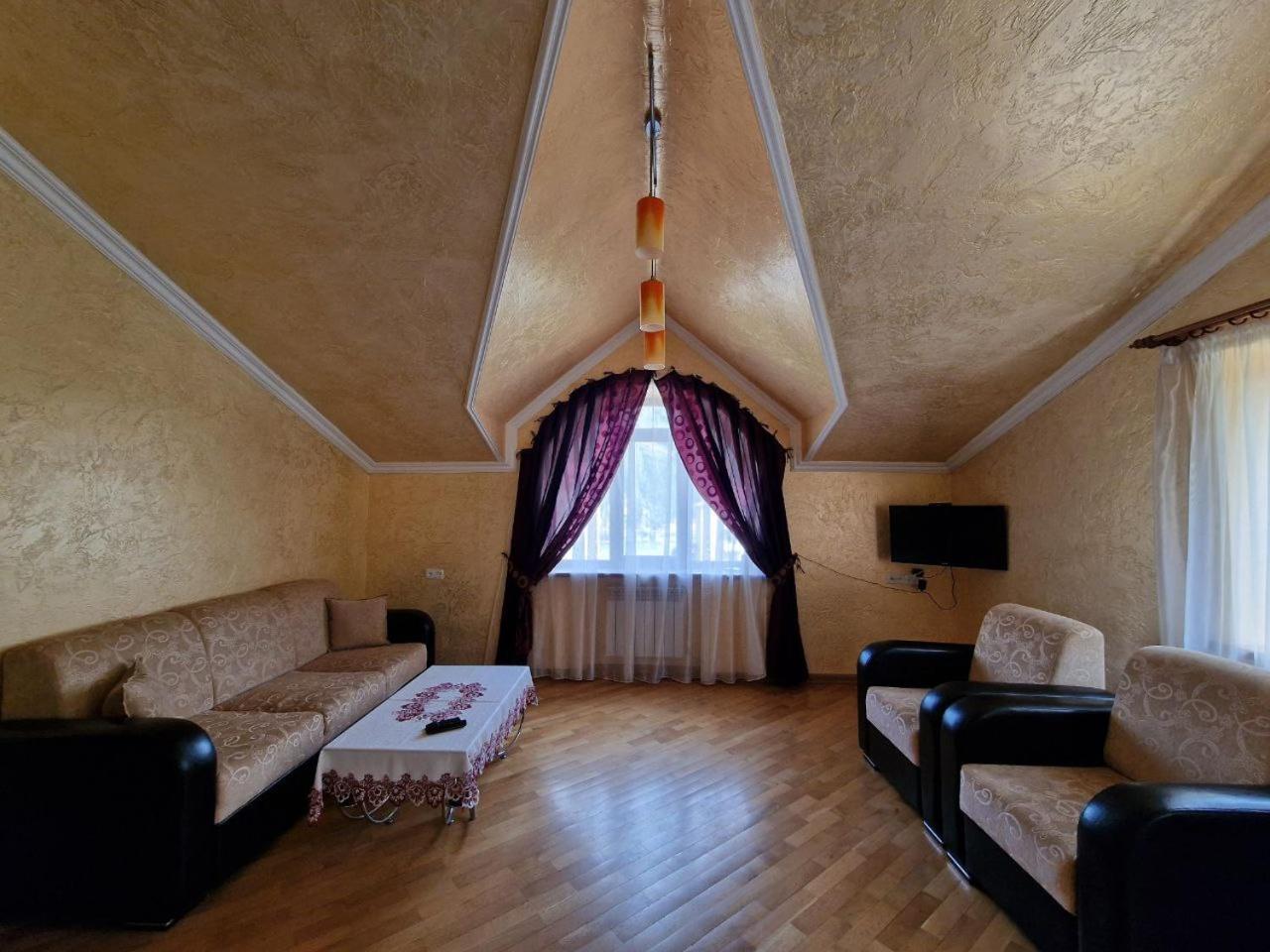 Jermuk Villa Imperial Buitenkant foto